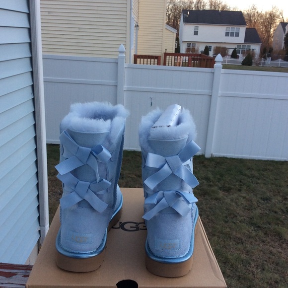 Ugg Bailey Bow II Metallic - Picture 6 of 8